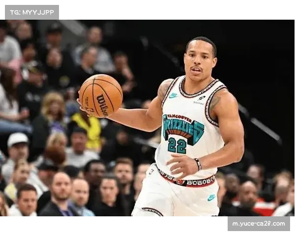 魔术交易得到贝恩组建三巨头 外线火力显著增强